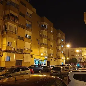 https://beautiful-and-cozy-apartment-in-seville.es-andalucia.com