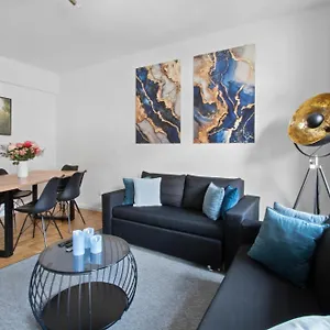 https://apt-luxury-with-roof-terrace-free-parking-90m-and-3.com-bavaria.com